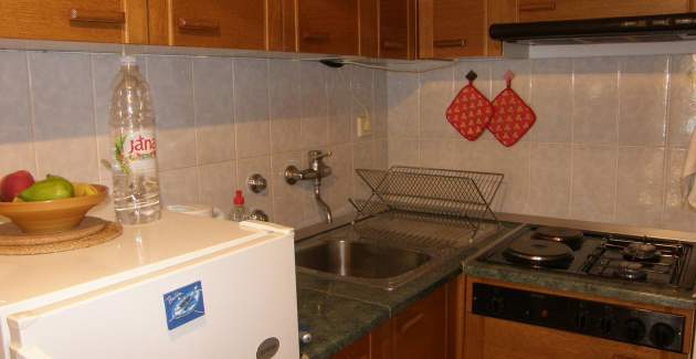 Studio Vranic - with Balcony, 450m from the Beach