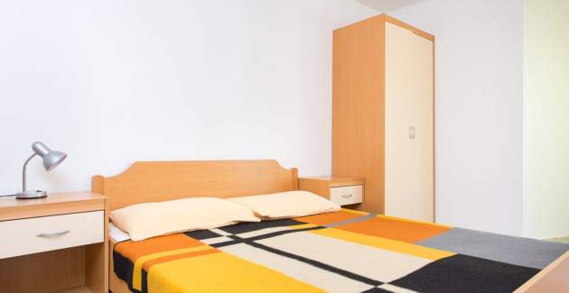 Apartment Mrakovcic No.4 - with Balcony, 350 m from the Beach