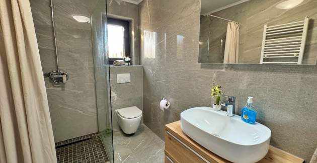 Apartman Katarina 1 – 450 m od mora