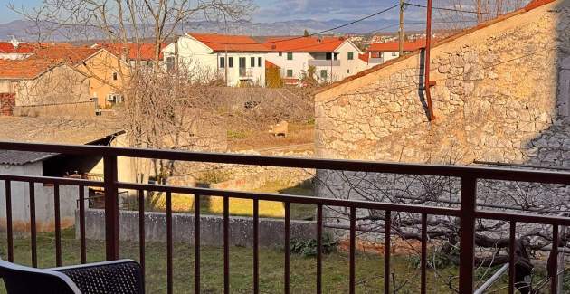 Apartman Katarina 1 – 450 m od mora