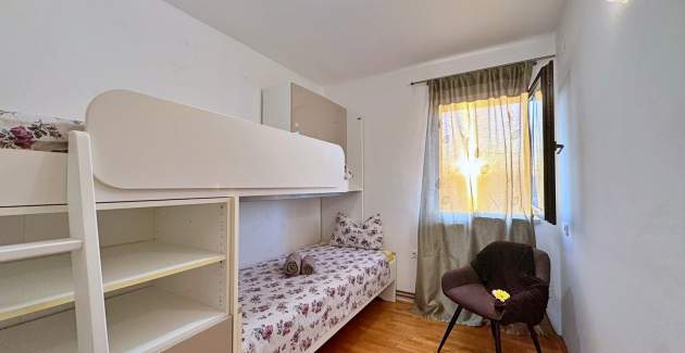 Apartment Katarina 2 – Sea View, Pet-Friendly