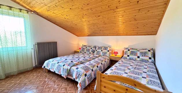 Apartments Pavle 3 - Attic, Sea View