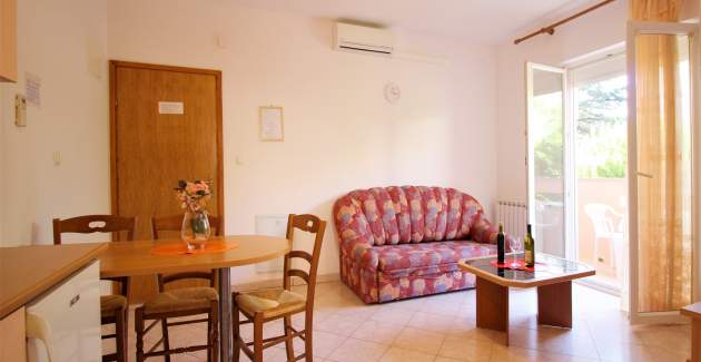 Apartment Lucijana No.3 - with Balcony, 150 m from the Beach