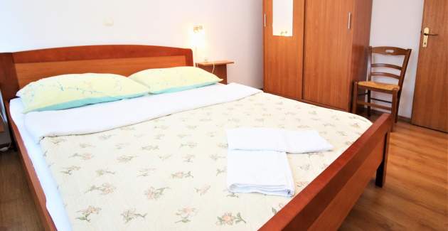 Apartment Lucijana No.4 - with Balcony, 150 m from the Beach