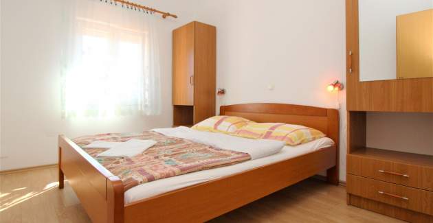 Apartment Lucijana No.8 - with Balcony, 150 m from the Beach