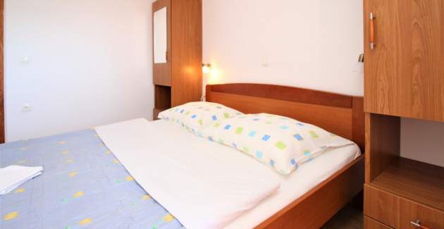 Apartment Lucijana No.8 - with Balcony, 150 m from the Beach