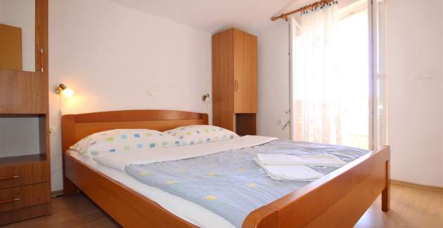 Apartment Lucijana No.8 - with Balcony, 150 m from the Beach