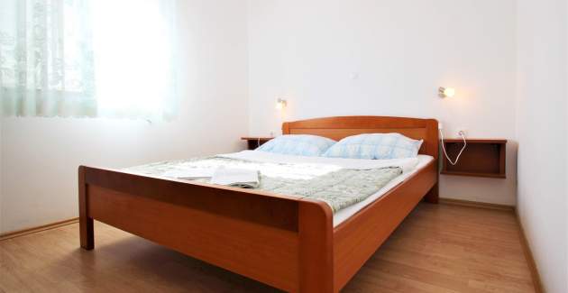 Apartment Lucijana No.9 - with Terrace, 150 m from the Beach