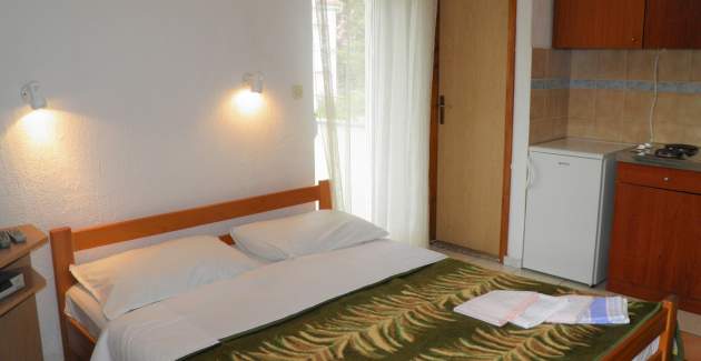 Studio apartman Miljenka br. 6 - s balkonom i parkingom