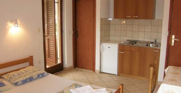 Studio-Apartment Miljenka Nr. 9 – mit Balkon und Parkplatz