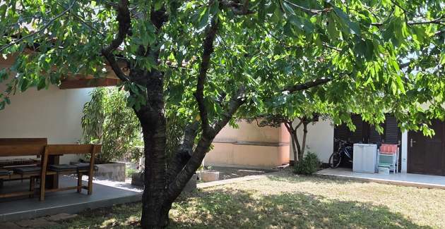 Ferienhaus Hlad – Nahe dem Zentrum, mit privatem Garten