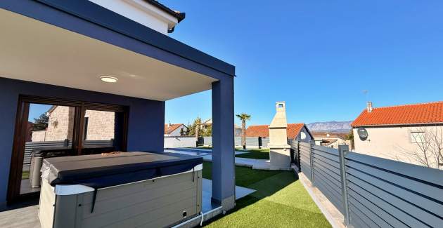 Villa Kockar mit Swimmingpool