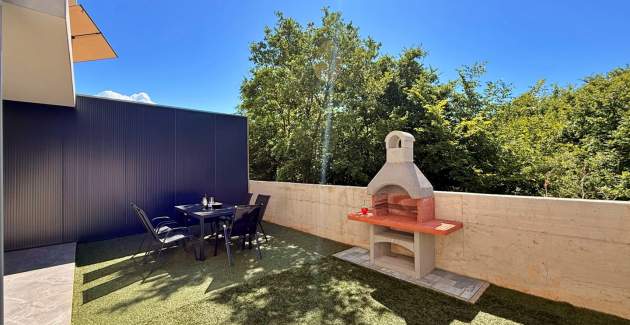 Apartment Lavanda Verde 2 — mit Pool