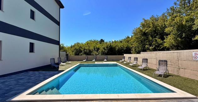 Apartment Lavanda Verde 5 — mit Pool