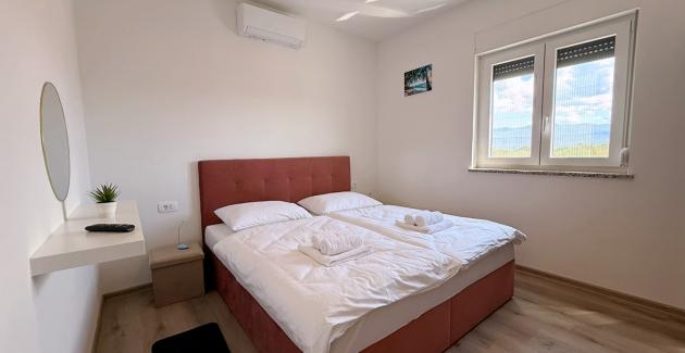 Apartment Lavanda Verde 5 — mit Pool