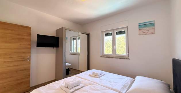 Apartment Lavanda Verde 6 — mit Pool