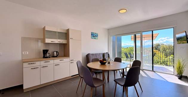 Apartment Lavanda Verde 6 — mit Pool