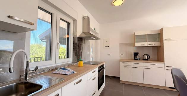 Apartment Lavanda Verde 6 — mit Pool