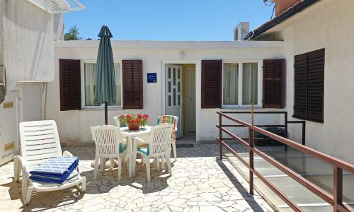 Apartment Devcic – 40 m vom Meer