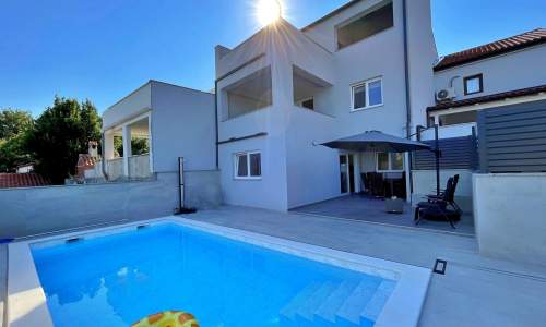 Appartamento di lusso Bonum 3 – piscina privata