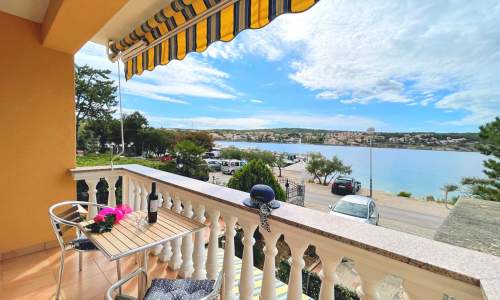 Apartment Tiha Lili 1 – 10 m vom Strand, Meerblick