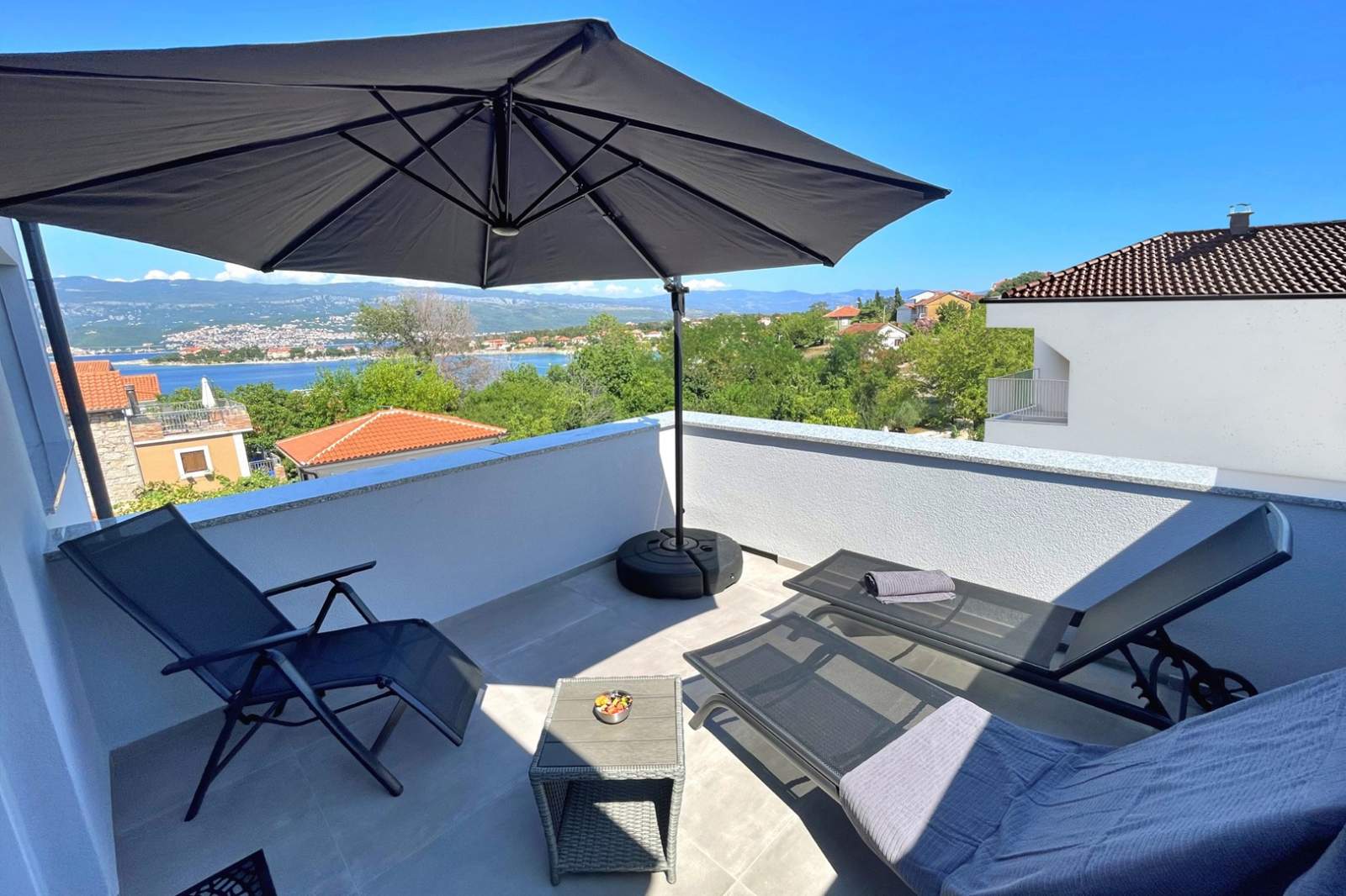 Appartamento di lusso Bonum 1 – Vista mare e balcone